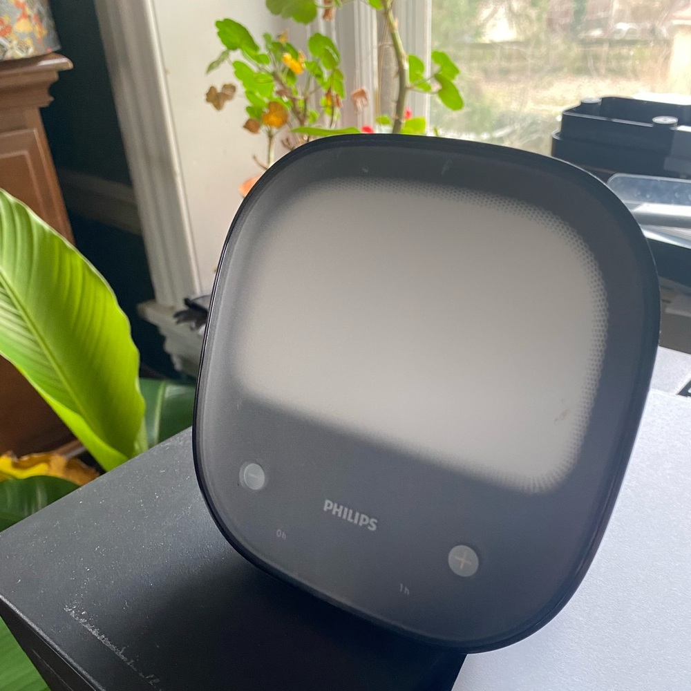 Phototherapy portable blue light device